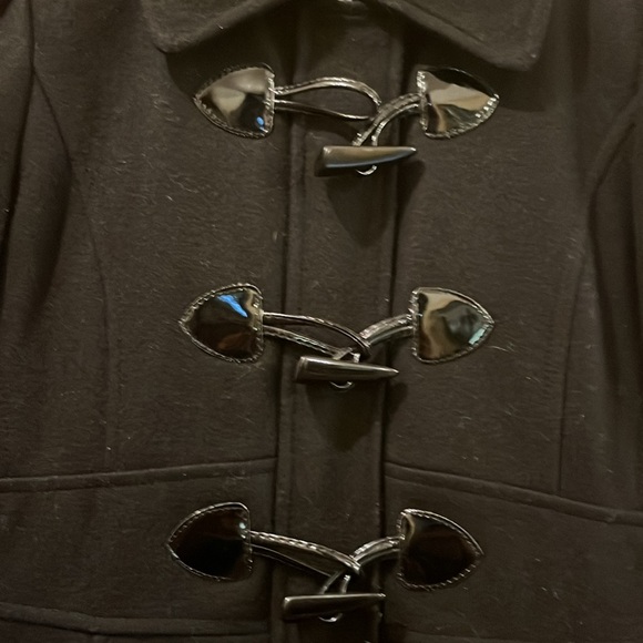 Guess Coat - Picture 2 of 12